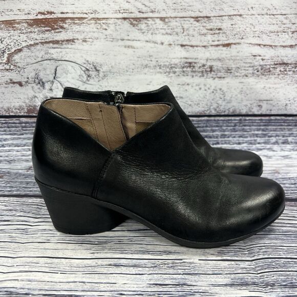 Dansko Raina Black Leather Burnished Ankle Boots Booties, Women's Size 37 - Picture 1 of 8